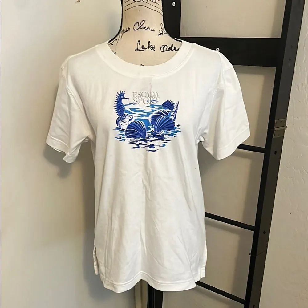 Escada Sport Sea Ocean Theme White T-Shirt with Blue Graphic Casual Coastal